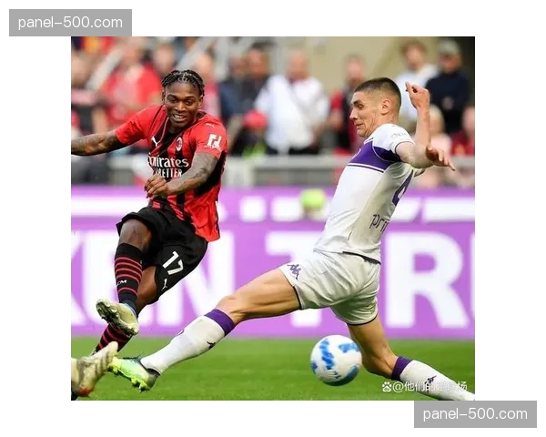 米兰10号莱奥生气后主动道歉,未来去向仍存疑问 米兰10号莱奥生气后主动道歉,未来去向仍存疑问