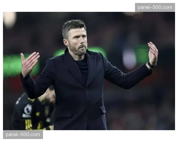 卡里克：马奎尔停赛，利马回归对曼联后防至关重要